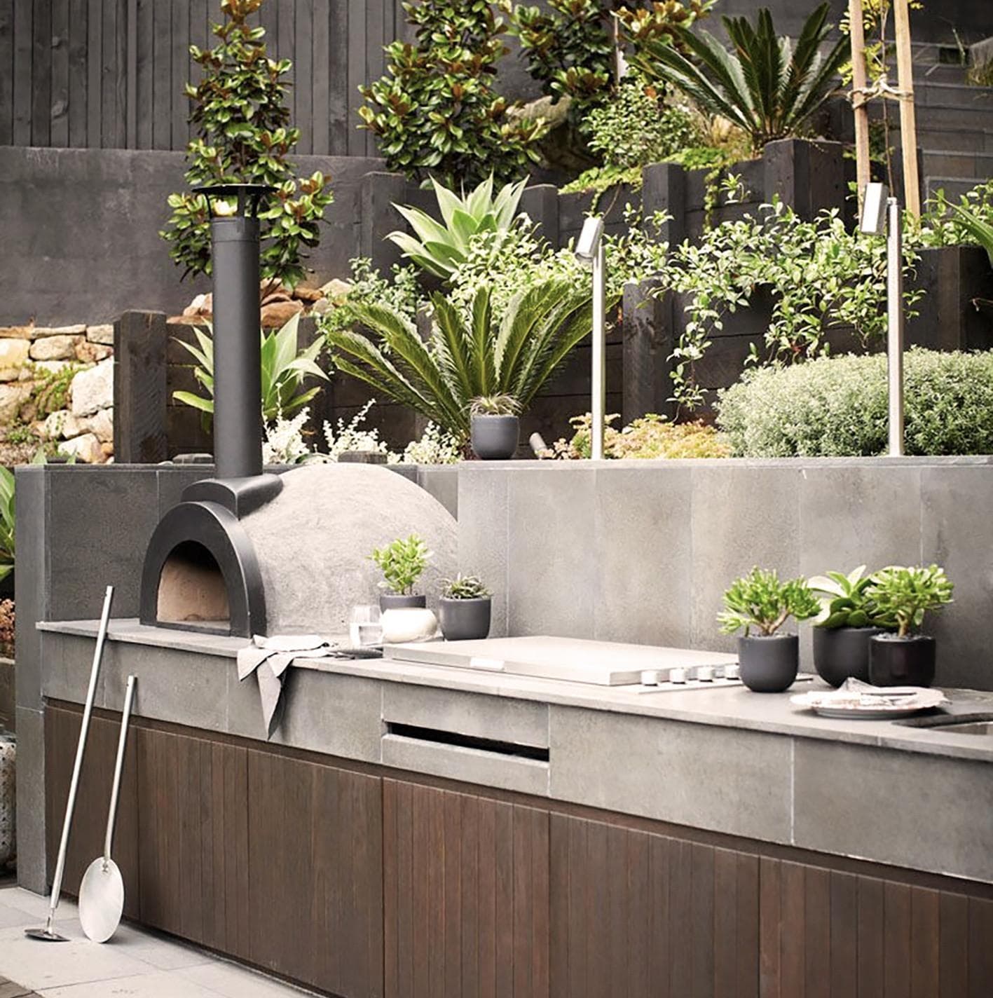 LIV LUX - Thumbnail 2