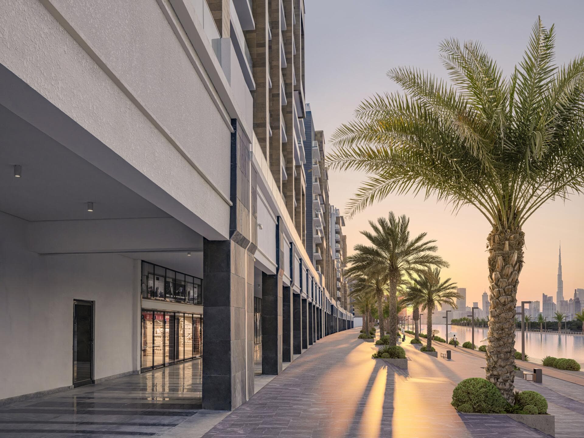 Riviera 58 - Thumbnail 5