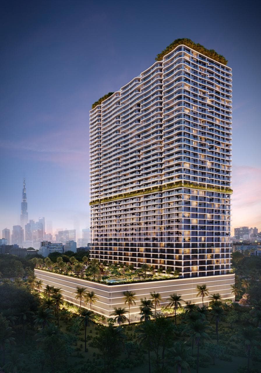 The WOW Tower - Thumbnail 2